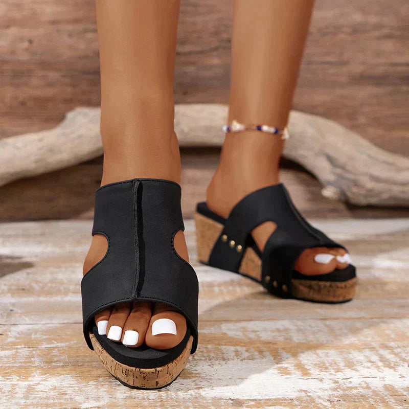Orthopedic Sandals with Low Heels | OhLucy