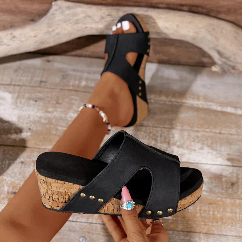 Orthopedic Sandals with Low Heels | OhLucy