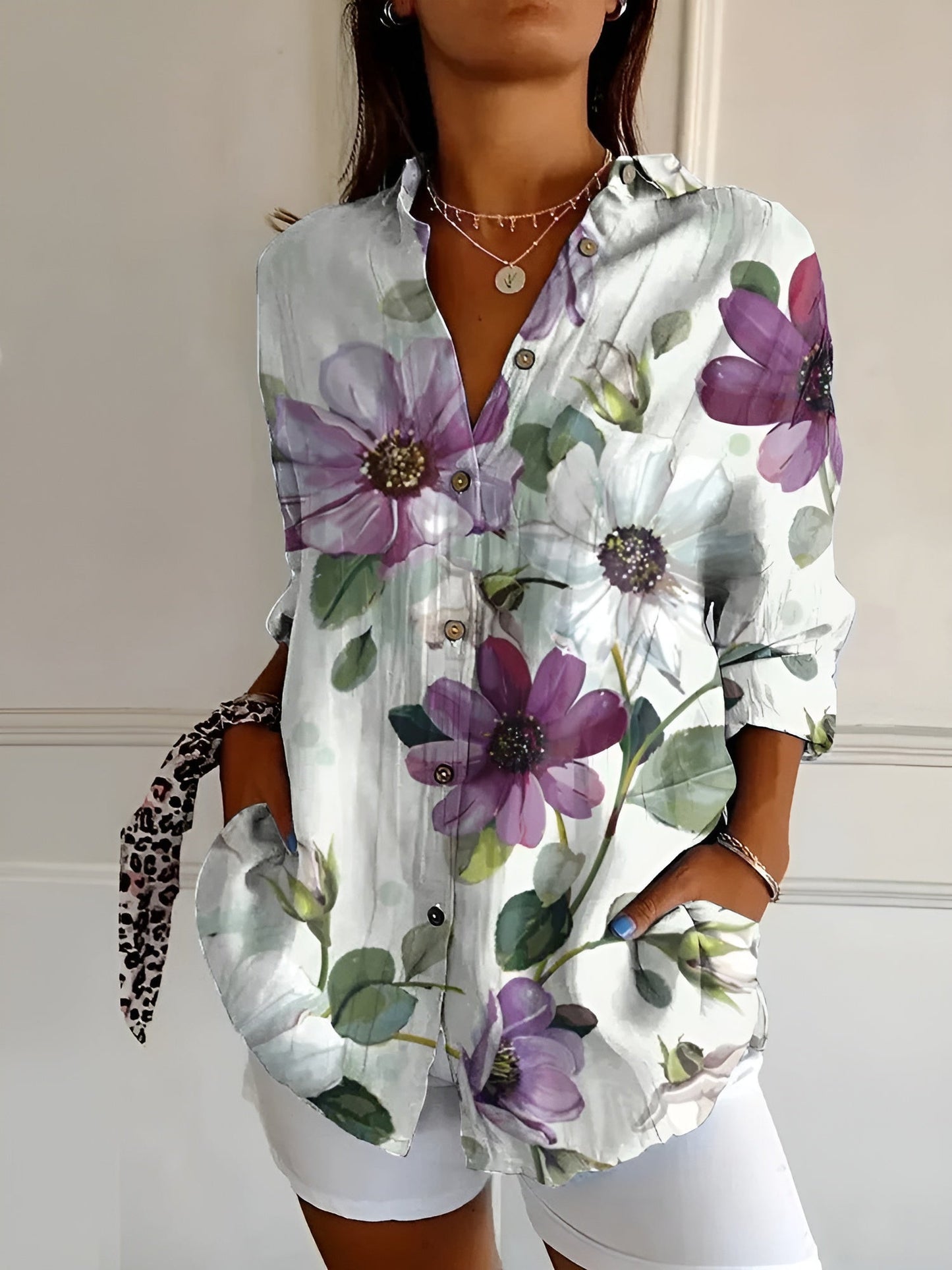 Women's Vintage Flower V-Neck Blouse | OhLucy